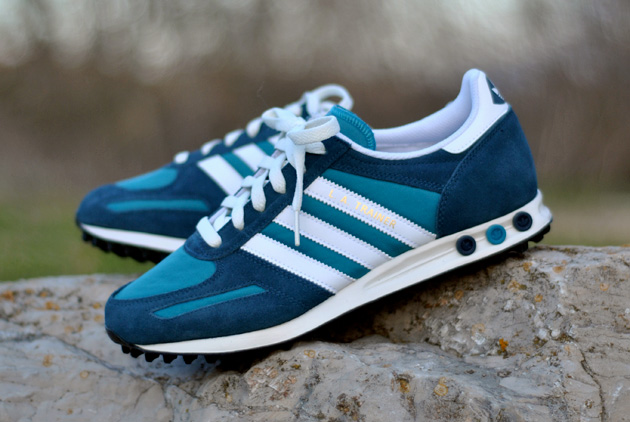 Adidas 2025 trainer bleu