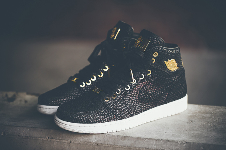 Air Jordan 1 Pinnacle Sneakers