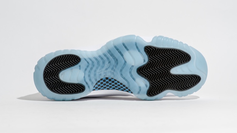 Air Jordan 11 Legend Blue disponible ce soir 1h du matin