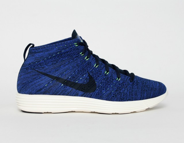 nike flyknit chukka blue