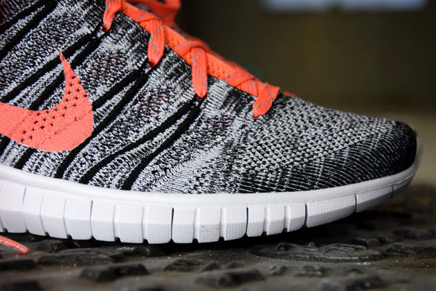 nike free flyknit chukka dark grey