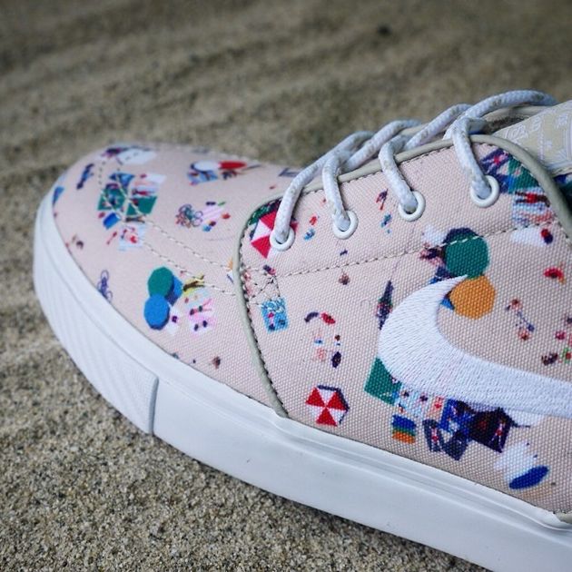 stefan janoski beach