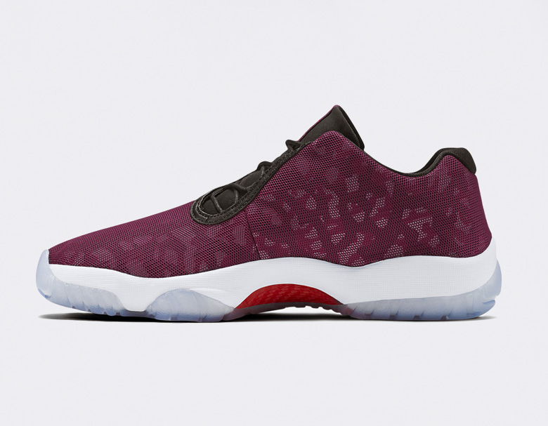 Jordan future noir rouge hot sale