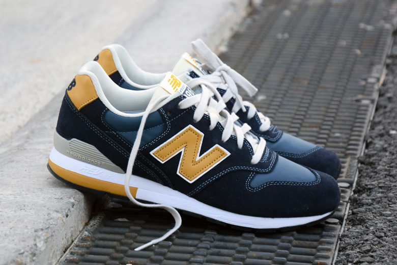 New balance discount bleu et jaune