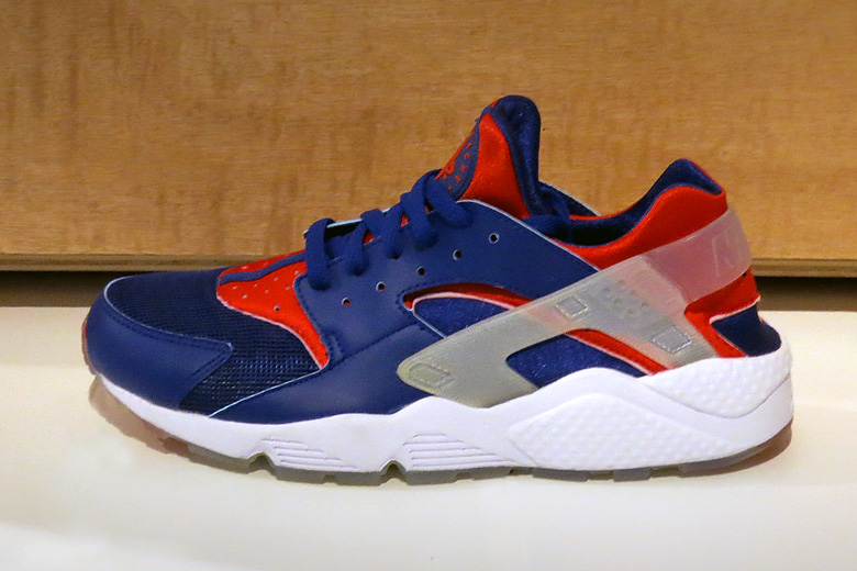 Nike air huarache city orange online