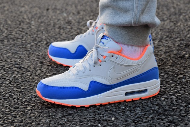 Air max orange clearance bleu