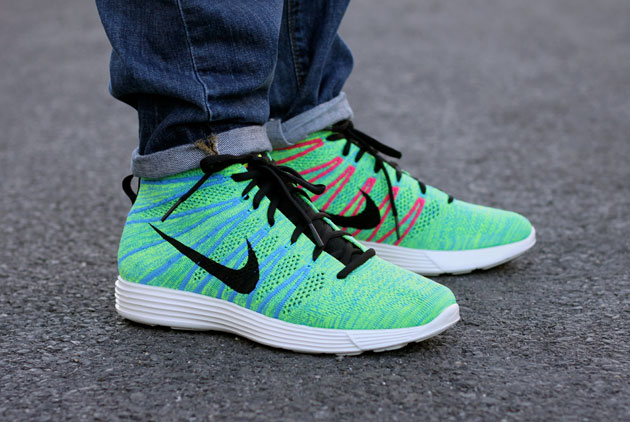 nike flyknit chukka