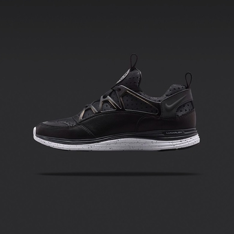 Nike Lunar Huarache Light Sneakers.fr