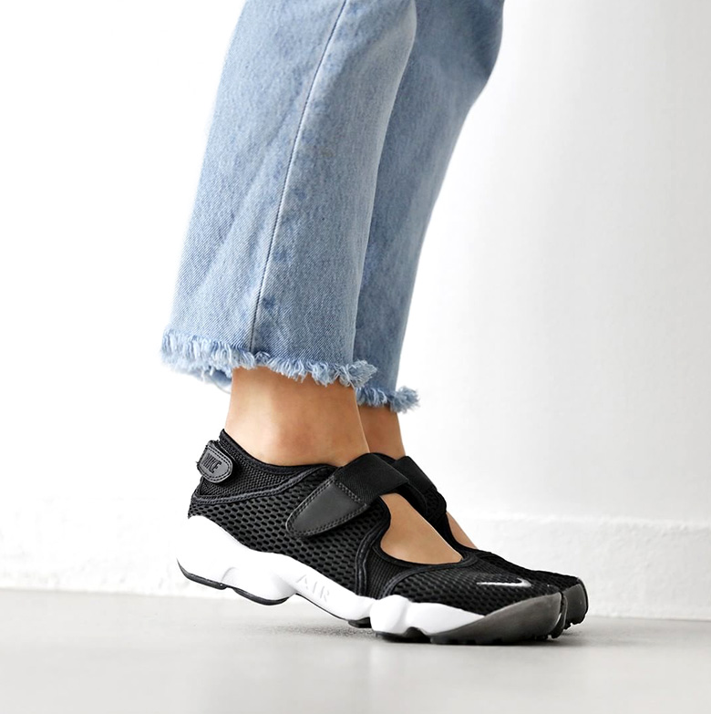 Nike W Air Rift BR Sneakers.fr