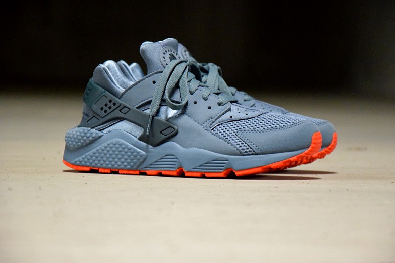 nike-air-huarache-fb-blue-graphite-1