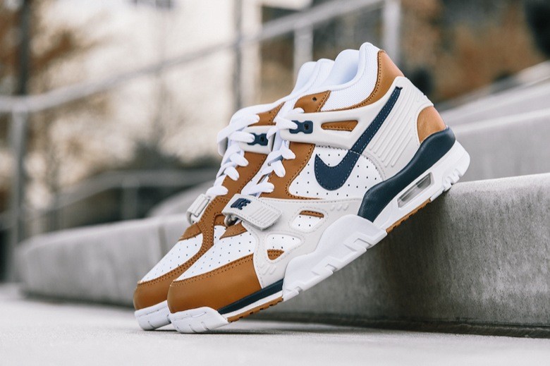 nike air trainer medicine ball