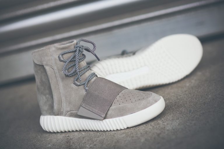 adidas Yeezy Boost 750 - Nouvelles Images - Sneakers.fr