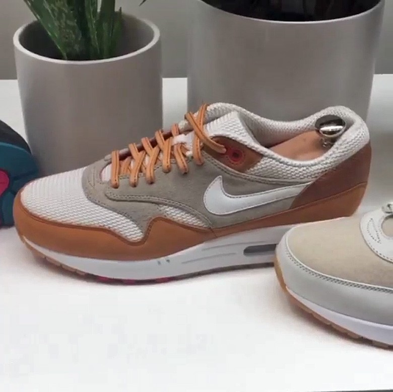 nike-air-max-1-bespoke