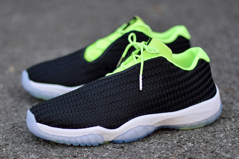 jordan-future-black-green-ghost-04