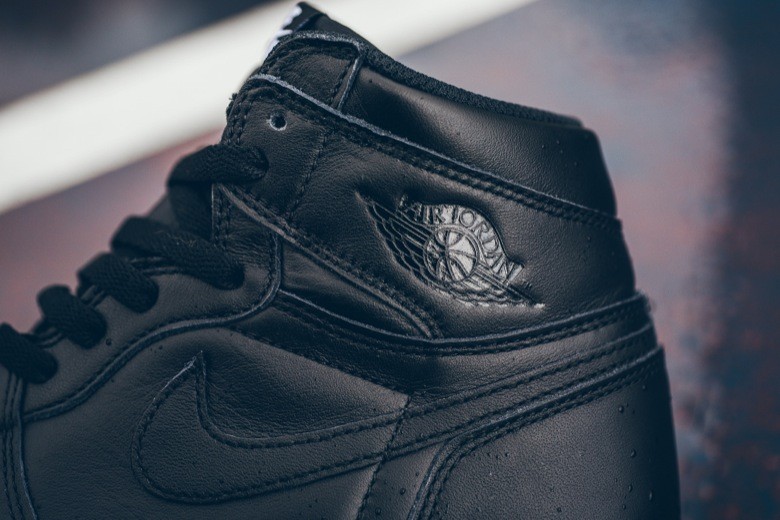 air jordan 1 cyber monday-1