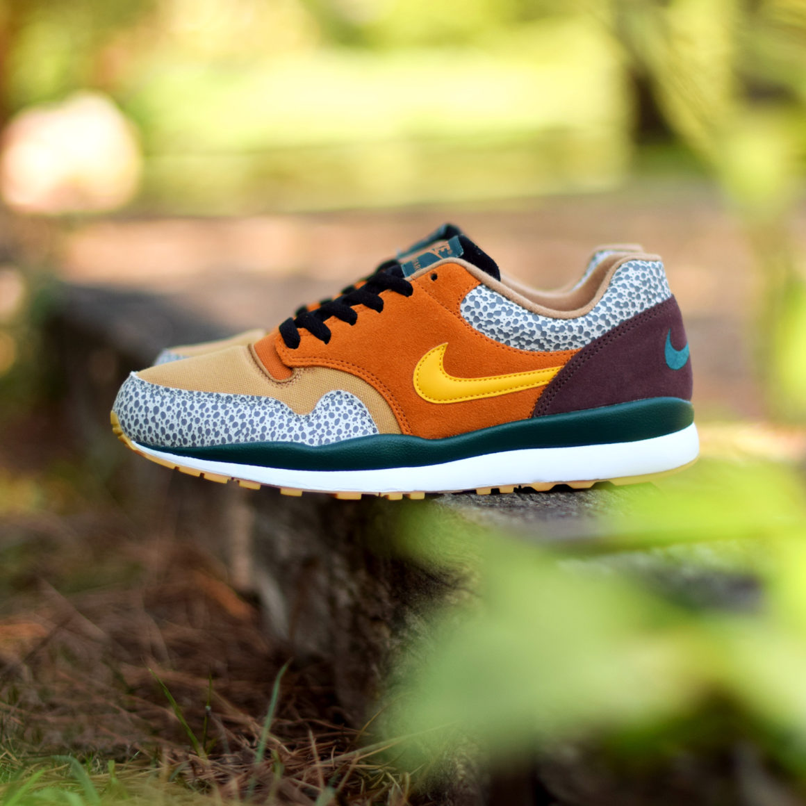 Nike air safari se atmos sale