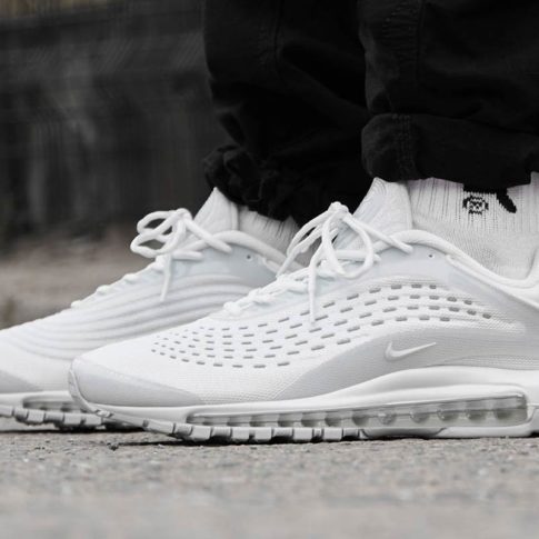 air max nike black and white