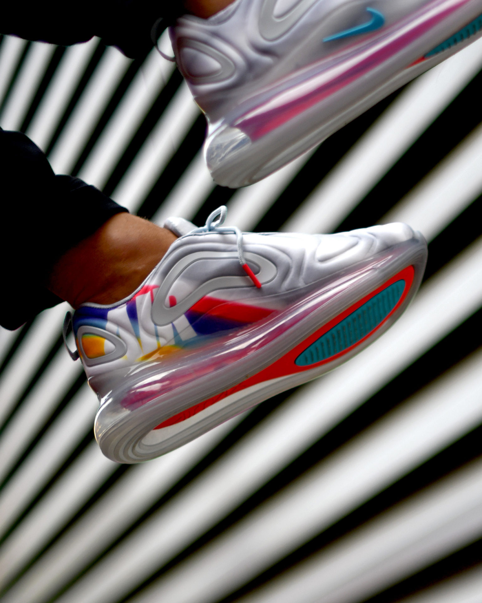 nike air max 720 mens rainbow